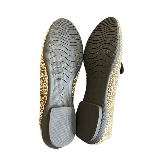 Clarks Women's Sara Poppy Cheetah Print Flat Loafer Sz 11 - Picture 6 of 6